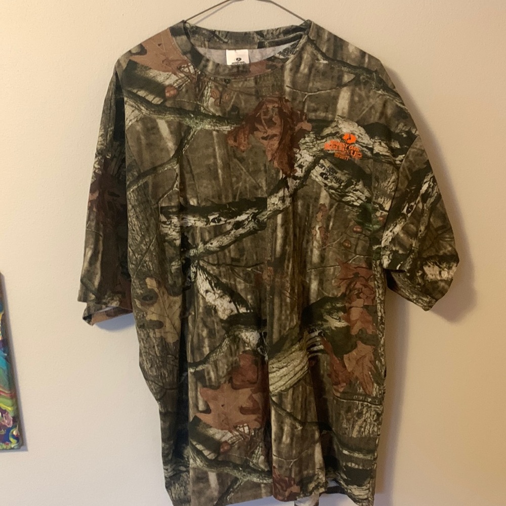 Mossy oak tee shirt
